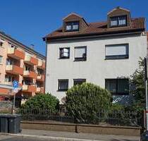 Gepflegte 2-Zi.-Whg. mit Pkw-Stellplatz in Ettlingen