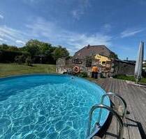 Einfamilienhaus mit Pool & Garage - Kritzmow