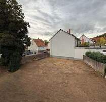 VON PRIVAT BAUPLATZ 210 m² - ERWEITERBAR auf max. 300 m² inkl. BAUGENEHMIGUNG 1 bzw. 2-FAMILIENHAUS - Bruchköbel