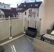 Geräumige und helle 2-Zimmer-Wohnung mit Balkon in Nürnberg - Mögeldorf