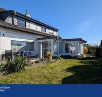 Geräumiges Zweifamilienhaus in ruhiger Ortsrandlage - Salzgitter Sauingen