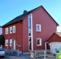 Saniertes Mehrfamilienhaus mit vier Wohneinheiten in Feuchtwangen
