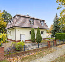 Schönes Einfamilienhaus im Villenstil mit Doppelgarage in den beliebten Flussviertel - Falkensee