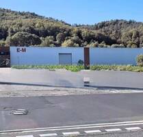 Große Lager- oder Verkaufshalle in bester Lage von Eisenach mit WIRTSCHAFTSHILFE (NUR VERMIETUNG)