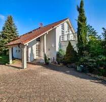 Einfamilienhaus in idyllischer Lage mit kleiner Einliegerwohnung - Erbach Schönnen