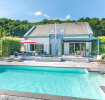 Nähe Saarlouis - Traumhaus für die ganze Familie - komplett möbliert, mit Pool und viel Raum zum Spielen und Entspannen - Überherrn Altforweiler