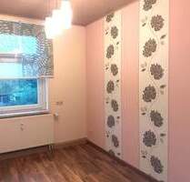 SCHÖNE 5-Raum-Wohnung 1.OG - 109 qm - Nähe Augustusburg, viele Abstellräume, Garten, Garage - Leubsdorf Schellenberg