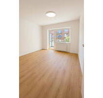 Tolle, modernisierte 3-Zimmer-Wohnung mit Balkon - Hamburg Barmbek - Süd
