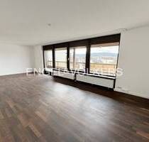 Rooftop-Wohnen über einer Gewerbeinheit . 4 Zimmer und Balkon - Ammerbuch-Pfäffingen