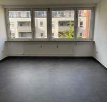 1-Zimmer-Wohnung mit kleiner Einbauküche in Nürnberg - Stadtteil Rennweg