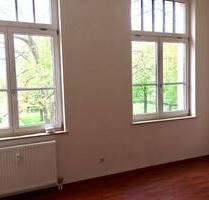 Wohnkultur im Denkmal: Vermietete Wohnung mit Blick ins Grüne ! - Hockenheim