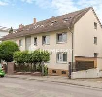 Exklusive Dachgeschosswohnung in begehrter Lage in Frankfurt am Main