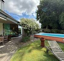 Naturnahes wohnen in einem stilvollen Einfamilienhaus mit Pool in Grefrath