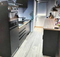 2 Zimmer Wohnung Einbauküche 2 Balkone barrierefrei zu vermieten. - Pforzheim Südweststadt - Stadtviertel 042
