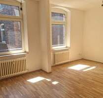 Gepflegte 2-Zimmer-Wohnung im 2.Obergeschoss zu vermieten! 1 Nettokaltmiete frei (2. Monat) - Duisburg Laar