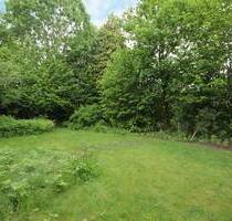 Im schönen Sasel: Baugrundstück für Einzel-oder Doppelhausbebauung ohne Baubindung - Hamburg