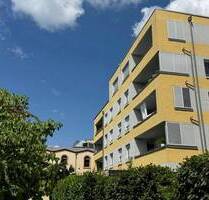 Großzügige und hochwertige 4 Zimmerwohnung mit Loggia und TG-Stellplatz zu vermieten - Rastatt