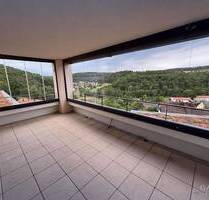 Traumhafte, barrierefreie 3 Zimmer-Wohnung mit großer Loggia und unverbautem Fernblick! - Heiligenstadt i.OFr.