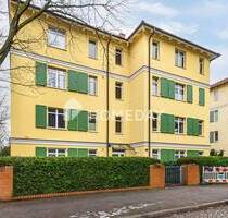 Moderne 2-Zimmer-Wohnung mit Tiefgaragenstellplatz und Balkon in attraktiver Lage - Berlin Niederschönhausen