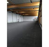 Vielseitig nutzbare und zum Teil beheizbare Lagerhalle in Geesthacht