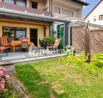 Sonnenplatz gesucht? Reihenhaus mit Garage, modernem Wintergarten & Garten - Sachsenheim Kleinsachsenheim