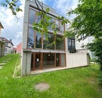 Haus in Detmold - 1.800,00 EUR Kaltmiete, ca.  270,00 m² in Detmold (PLZ: 32756) Innenstadt