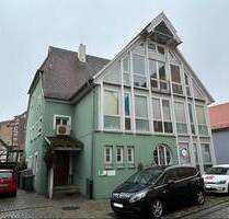 Exklusives Wohnen - 1.050,00 EUR Kaltmiete, ca.  115,00 m² Wohnfläche in Feuchtwangen (PLZ: 91555)