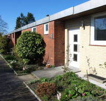 Einfach zum Wohlfühlen! Komplett modernisierter RMH-Bungalow im herrlichen Hamburg Niendorf