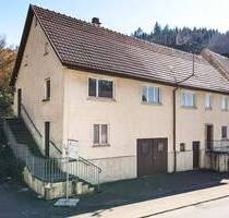 Hier können Ihre Wünsche wahr werden - Anwesen mit Nebengebäude und ca. 4.660 m² Grundstück - Veringenstadt