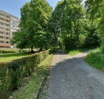 +++ grün & ruhig - direkt am Waldrand & Sportpark - 9 m² West-Balkon - inklusive EBK & TG-Box +++ - Stuttgart Hohe Warte