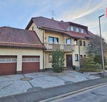 Repräsentatives Zweifamilienhaus in beliebter Lage in Bad Berneck - Virtueller Rundgang vorhanden!