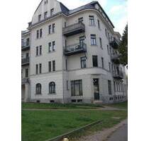 Schick ! Tolle zentrale Lage ! Tolle 2-Raum-DG-Wg. mit modernem Laminat - Chemnitz Schloßchemnitz 020