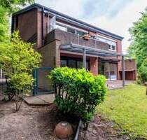 Unten wohnen und oben Mieteinnahmen generieren- 2-3 Familienhaus mit Garten und Garagen zu verkaufen - Bremen