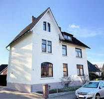 Altbaucharme in Elbnähe: Vermietetes Mehrfamilienhaus mit 5 Einheiten in ruhiger Seitenstraße - Wedel