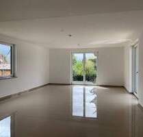 KNIPFER`S IMMOBILIENSCHÄTZE - Elegante Dachwohnung in sehr ruhiger Wohnlage zur Miete! - Augsburg Lechhausen