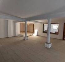 Büro - Ladenfläche im Zentrum von Geisenhausen