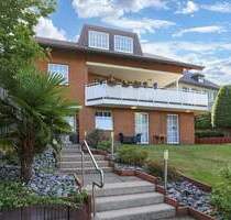 Sehr gepflegtes und saniertes Einfamilienhaus mit Einliegerwohnung in Hanglage von Bi-Brackwede - Bielefeld