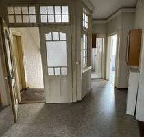 4 Zimmer-Wohnung für neue Wohngemeinschaft in Stuttgart-Bad-Cannstatt ab 01.09.2025