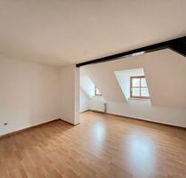 gemütliche 2- Raumwohnung im Dachgeschoss mit Stellplatz im Hof ! - Görlitz Innenstadt