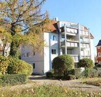 Leerstehende 3 Zimmer Wohnung mit drei PKW Stellplätzen - Freital