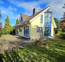 Direkt vom Eigentümer - Freistehendes EFH mit gepflegtem Garten und Stellplätzen - Dohma