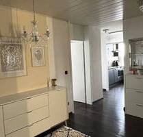 Renovierte 3-Zimmer-ETW mit Süd-Loggia und Ausblick zum Kanal - Erlangen Büchenbach - Nord