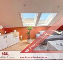 Detzem: Zuhause mit Mehrwert: Großes Ein-Zweifamilienhaus mit Garten, Garagen & Lagerfläche
