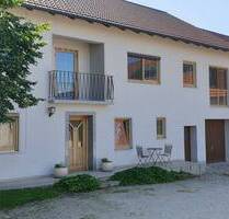Einfamilienhaus mit Gewerbeeinheit in Rottenburg zu vermieten. - Rottenburg a. d. Laaber Schaltdorf