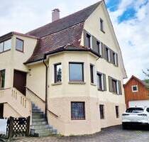 RESERVIERT - Einfamilienhaus mit charmantem Baustil und Blick über Kernstadt Mengen