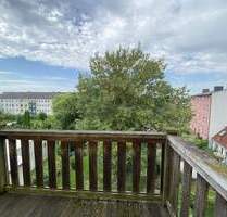 Stralsund: Carl-Heydemann-Ring: 3 Zimmer-Wohnung mit Balkon, ca. 66 m² per SOFORT zu vermieten