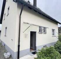 Ruhige, helle 2,5-Zimmer-Wohnung mit großem Garten in Südlage - Weiden i.d.OPf. Rothenstadt