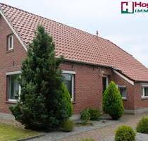 Erbbaugrundstück! Ein älteres Einfamilienhaus im Landhausstil mit Garage - Bunde