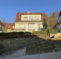 Ruhig gelegenes, freistehendes Einfamilienhaus mit Garten in Bad Grund direkt - mit KFZ-Stellplatz