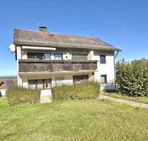 Geräumiges Wohnhaus mit großem Grundstück - Plößberg